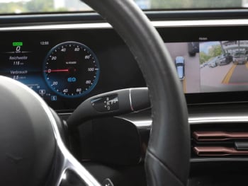 Mercedes-Benz EQC 400 4M ElectricArt MBUX Navi 360° EasyPack