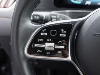 Mercedes-Benz EQC 400 4M Electric Art Distronic EasyP Kamera