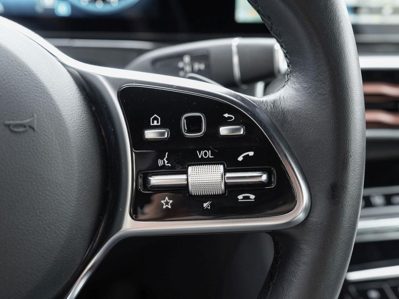 Mercedes-Benz EQC 400 4M Electric Art Distronic EasyP Kamera