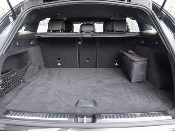 Mercedes-Benz EQC 400 4M Electric Art Distronic EasyP Kamera