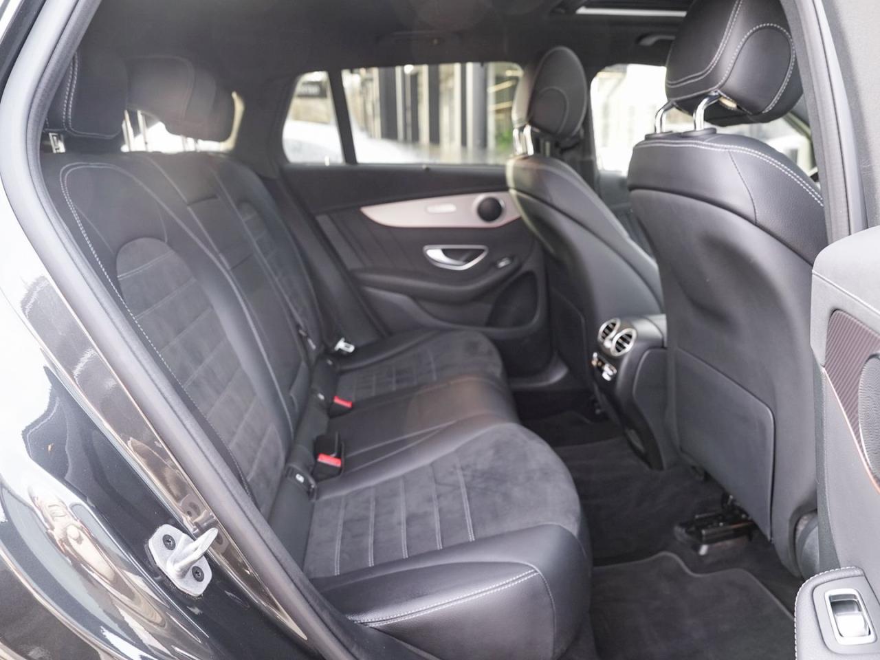 Mercedes-Benz EQC 400 4M AMG Schiebedach Memory EasyP 360°