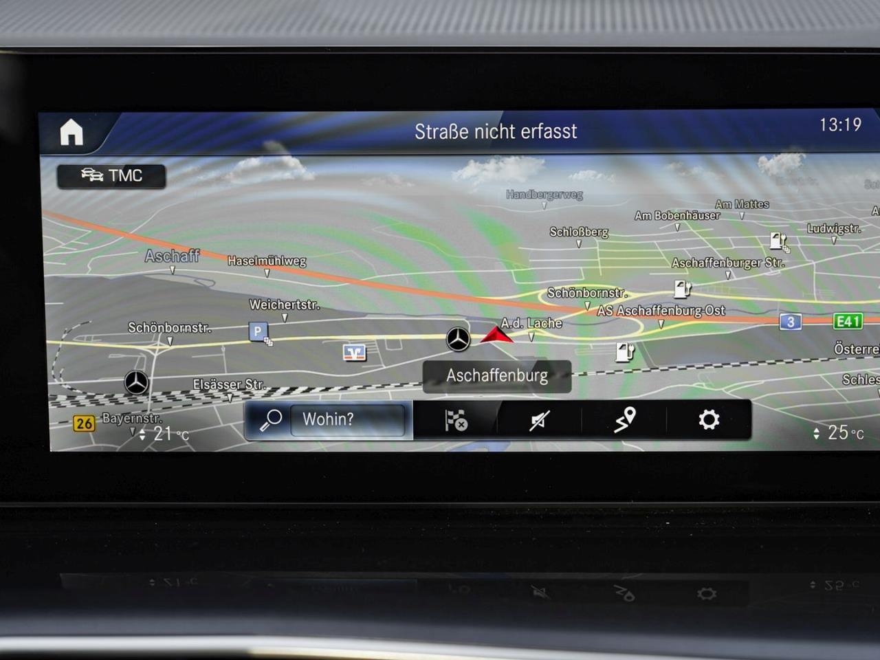 Mercedes-Benz EQC 400 4M AMG Schiebedach Memory EasyP 360°