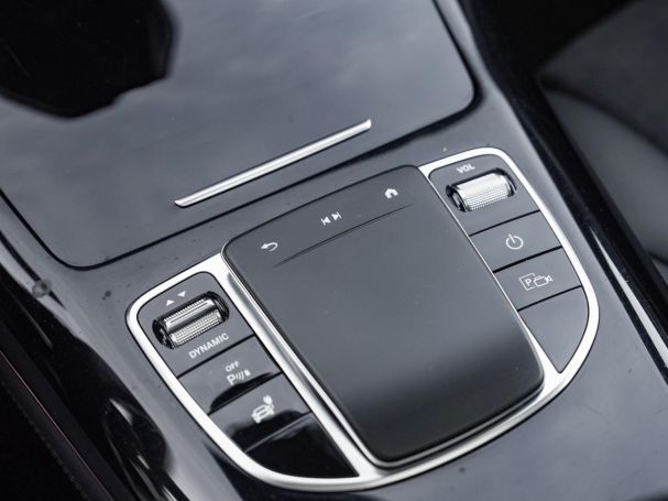 Mercedes-Benz EQC 400 4M AMG Schiebedach Memory EasyP 360°