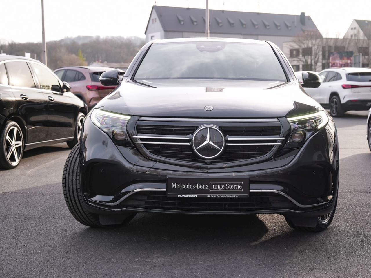 Mercedes-Benz EQC 400 4M AMG Schiebedach Memory EasyP 360°