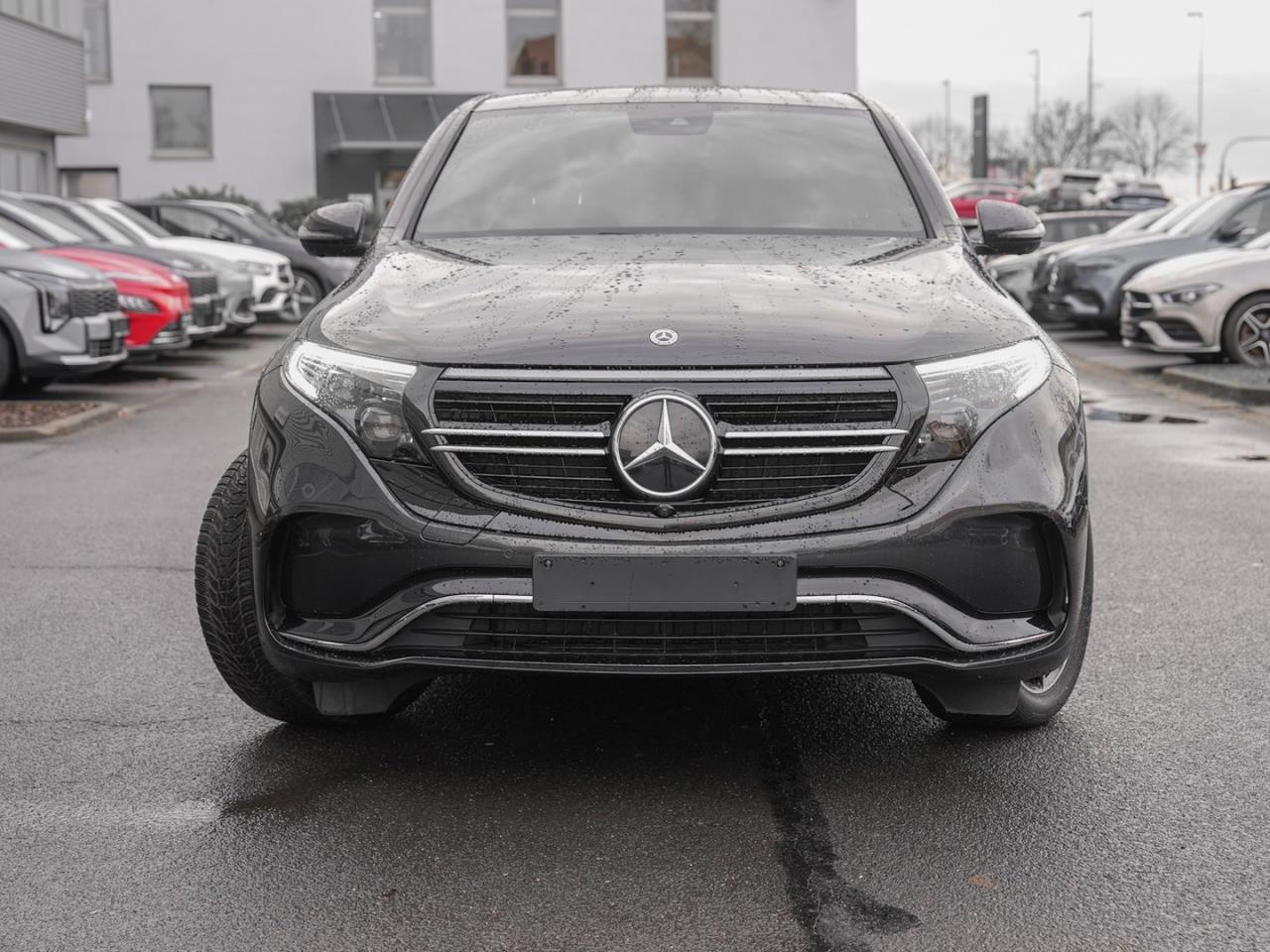 Mercedes-Benz EQC 400 4M  AMG Schiebedach EasyPack 360°