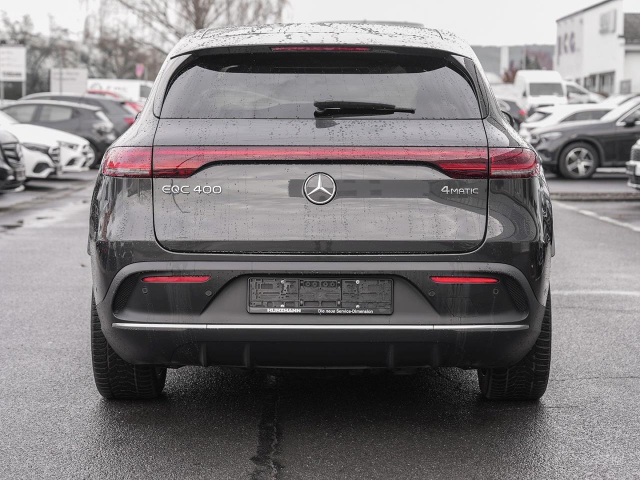 Mercedes-Benz EQC 400 4M  AMG Schiebedach EasyPack 360°