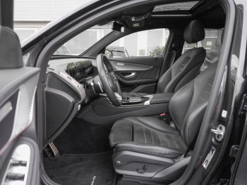 Mercedes-Benz EQC 400 4M  AMG Schiebedach EasyPack 360°