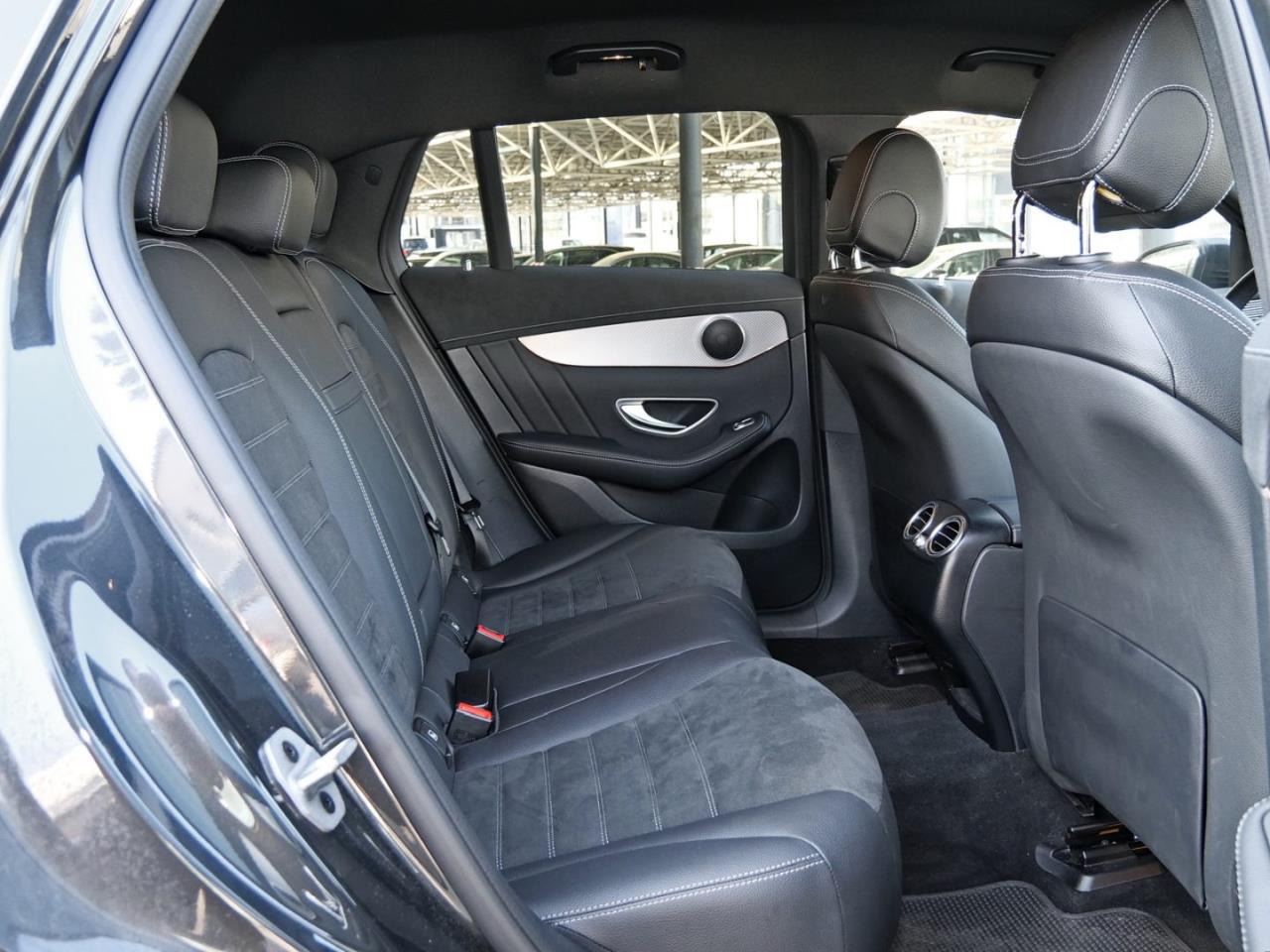 Mercedes-Benz EQC 400 4M AMG Navi 360° Memory Distronic AHK