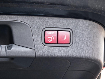 Mercedes-Benz EQC 400 4M AMG Navi 360° Memory Distronic AHK