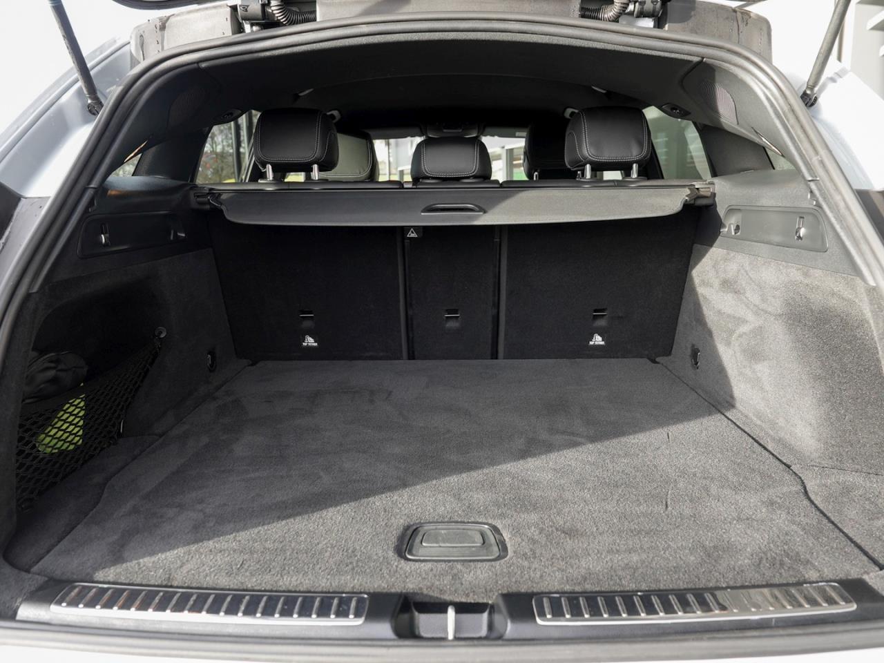 Mercedes-Benz EQC 400 4M AMG Navi Distronic Memory 360°Kamera