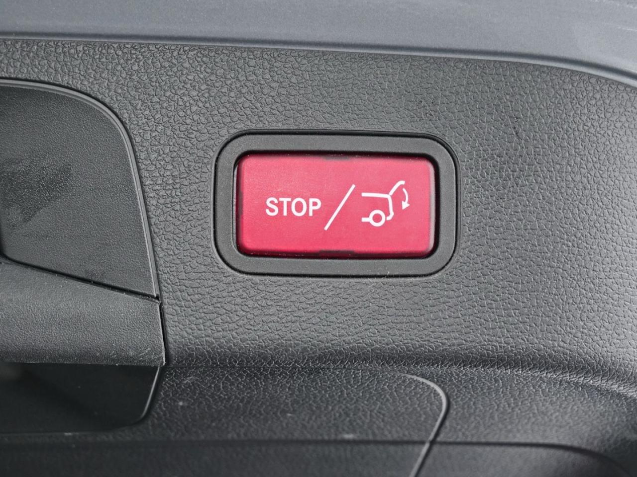 Mercedes-Benz EQC 400 4M Electric Art Distronic Kamera AHK