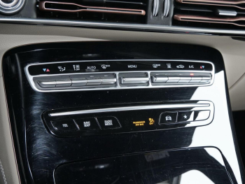 Mercedes-Benz EQC 400 4M Electric Art Distronic Kamera AHK