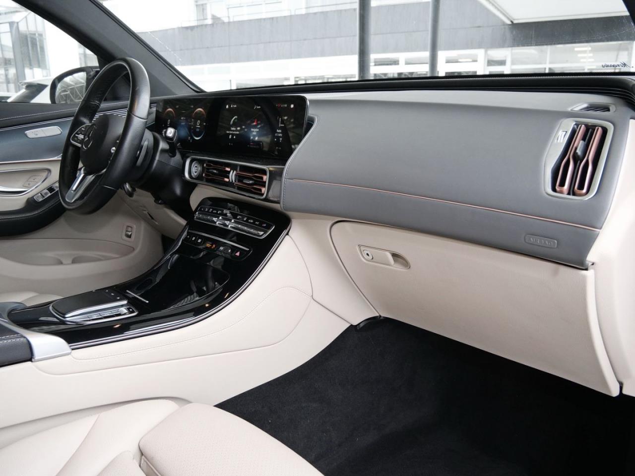 Mercedes-Benz EQC 400 4M Electric Art Distronic Kamera AHK