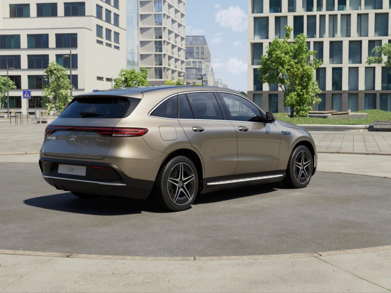 Mercedes-Benz EQC 400 4M AMG Distronic Schiebedach Burmester