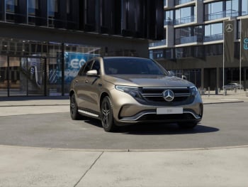 Mercedes-Benz EQC 400 4M AMG Distronic Schiebedach Burmester Mercedes-Benz EQC 400 4M AMG Distronic Schiebedach Burmester