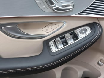 Mercedes-Benz EQC 400 4M Electric Art MBUX Navi AHK Distronic