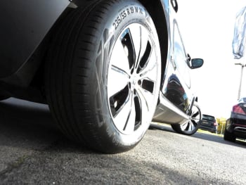 Mercedes-Benz EQC 400 4M Electric Art MBUX Navi AHK Distronic