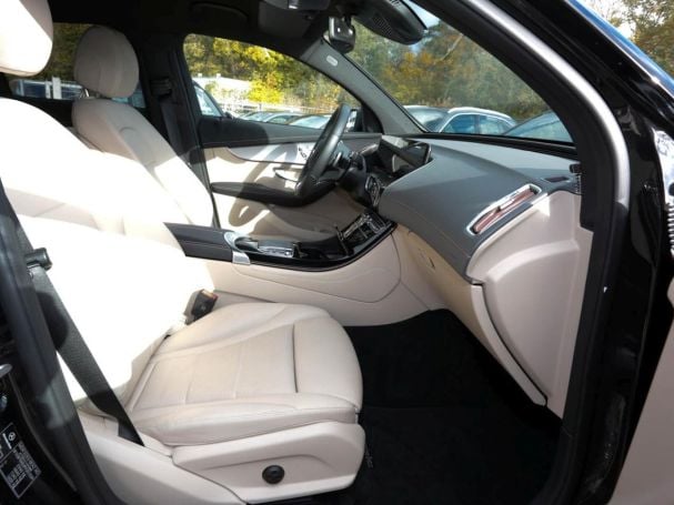 Mercedes-Benz EQC 400 4M Electric Art MBUX Navi AHK Distronic