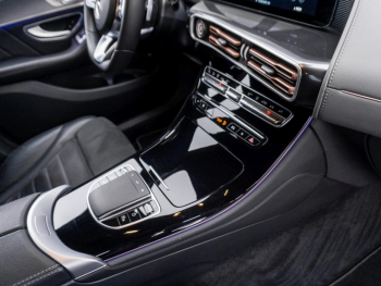 Mercedes-Benz EQC 400 4M AMG Navi Distronic AHK Memory Kamera