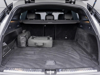 Mercedes-Benz EQC 400 4M AMG Navi Distronic AHK Memory Kamera