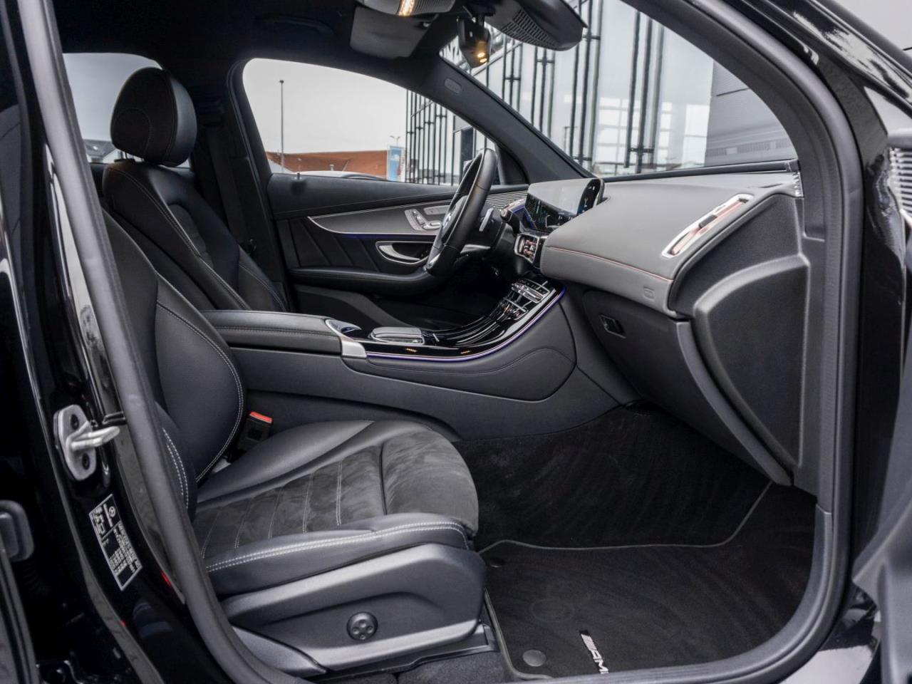 Mercedes-Benz EQC 400 4M AMG Navi Distronic AHK Memory Kamera