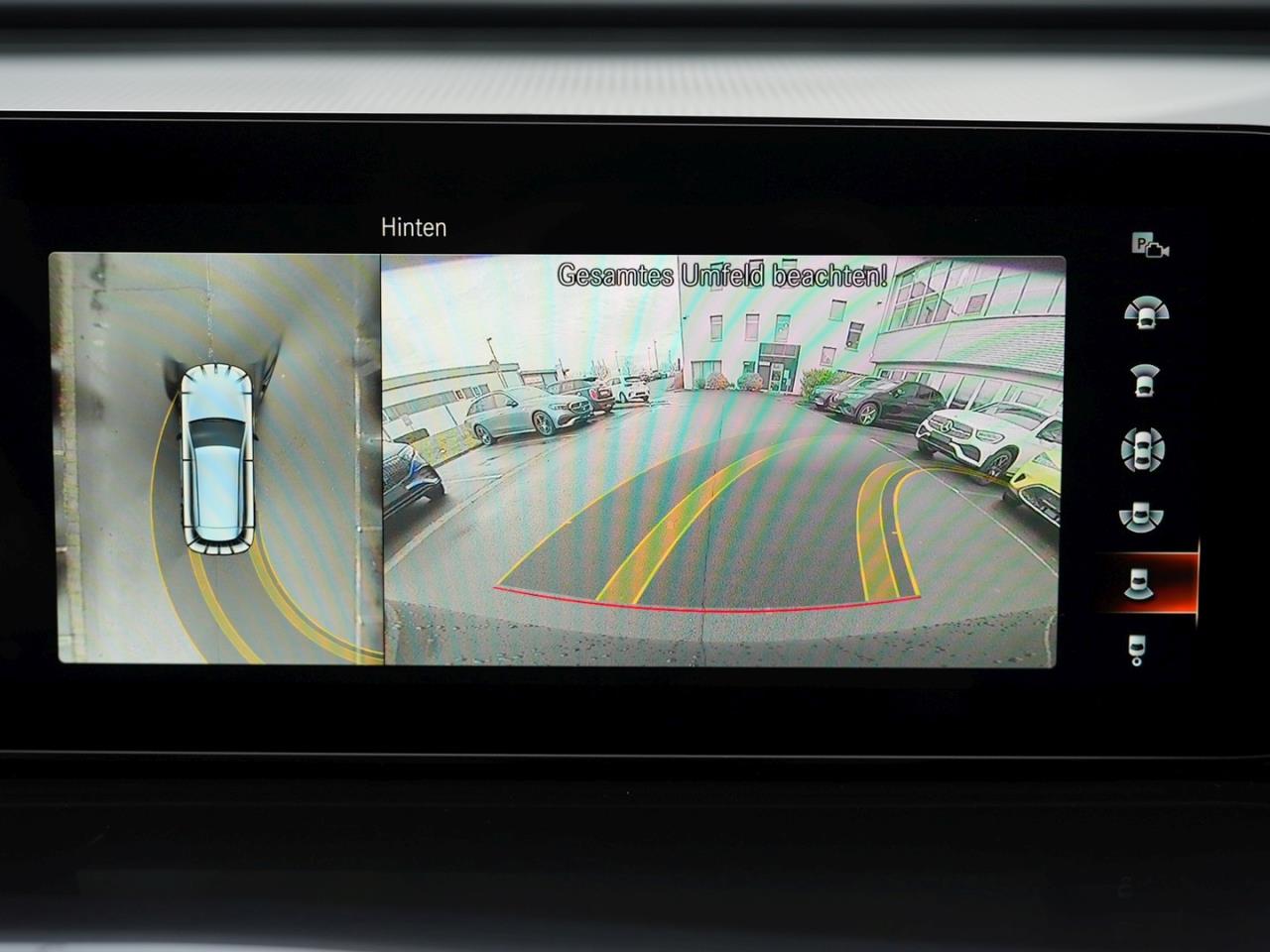 Mercedes-Benz EQC 400 4M AMG Navi Distronic 360°Kamera AHK