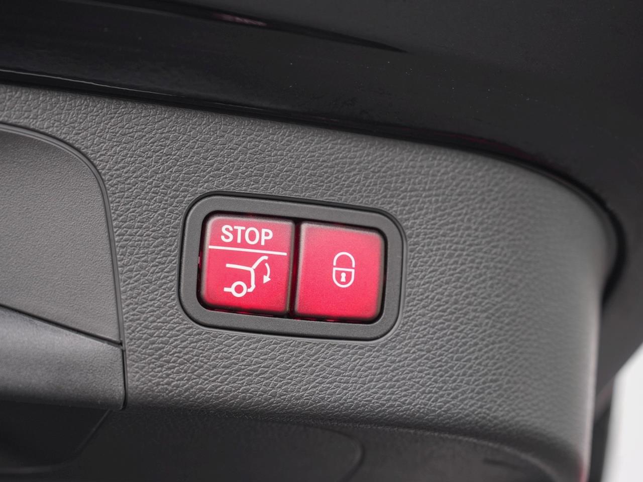 Mercedes-Benz EQC 400 4M AMG Navi Distronic 360°Kamera AHK