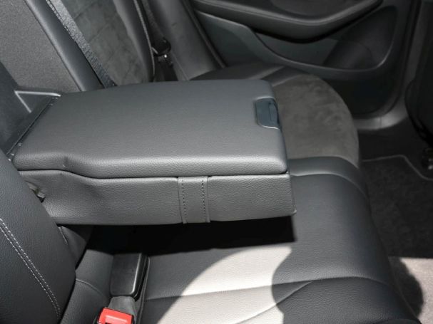 Mercedes-Benz EQC 400 4M AMG Distronic Schiebedach 360° Keyless Mercedes-Benz EQC 400 4M AMG Distronic Schiebedach 360° Keyless