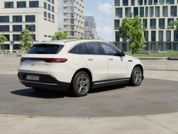 Mercedes-Benz EQC 400 4M AMG Distronic Schiebedach 360° Keyless