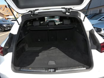 Mercedes-Benz EQC 400 4M AMG Distronic Schiebedach 360° Keyless