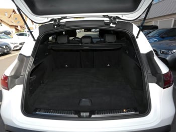 Mercedes-Benz EQC 400 4M AMG Distronic Schiebedach 360° Keyless