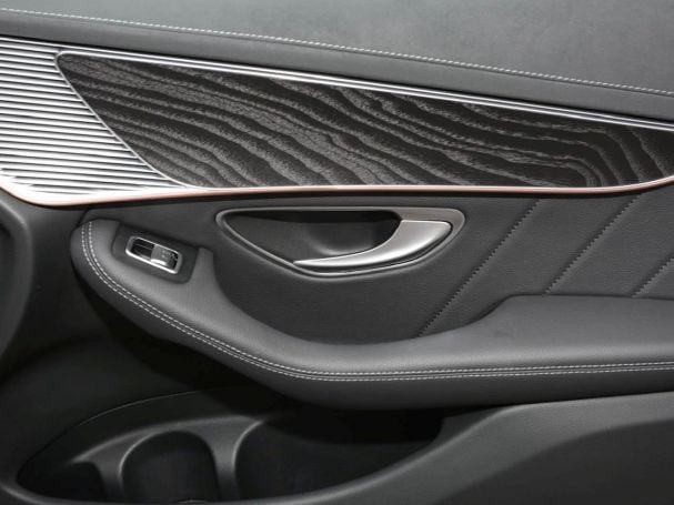 Mercedes-Benz EQC 400 4M AMG Distronic AHK 360° EasyPack