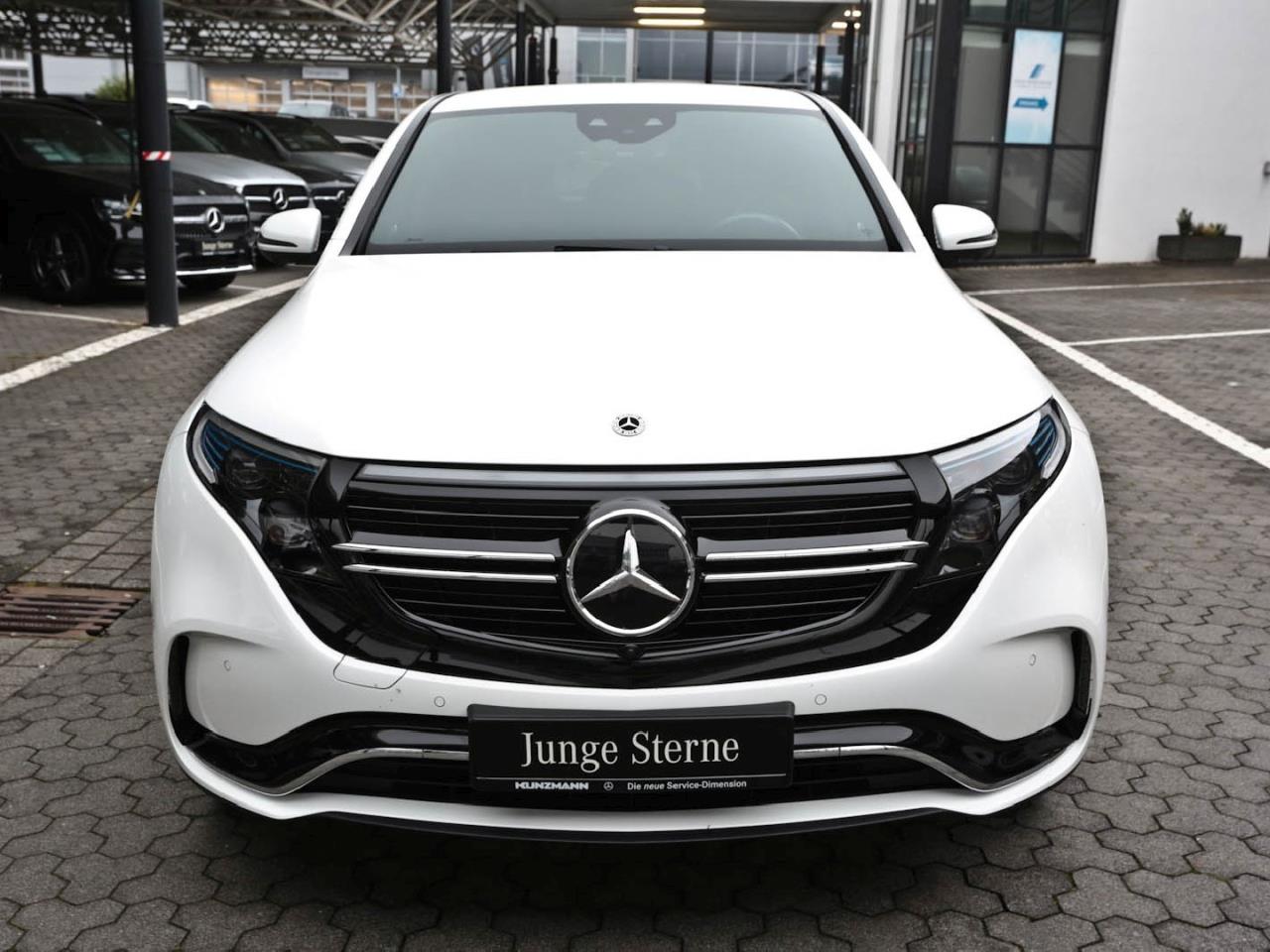 Mercedes-Benz EQC 400 4M AMG Distronic AHK 360° EasyPack