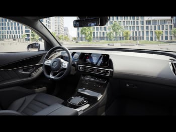 Mercedes-Benz EQC 400 4M AMG Distronic AHK 360° EasyPack