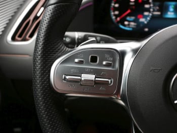 Mercedes-Benz EQC 400 4M AMG Distronic AHK 360° EasyPack