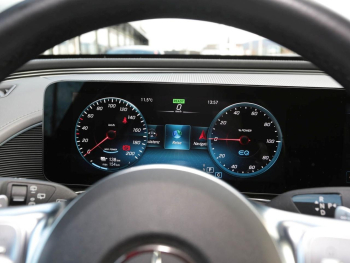 Mercedes-Benz EQC 400 4M AMG Distronic SHZ-Fond Memory 360°