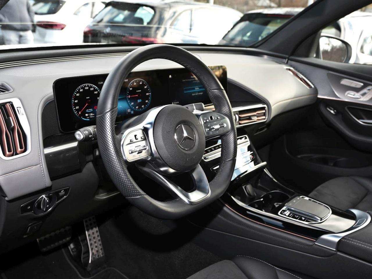 Mercedes-Benz EQC 400 4M AMG Distronic SHZ-Fond Memory 360°