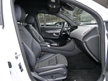 Mercedes-Benz EQC 400 4M AMG Distronic Easy-Pack 360° AHK