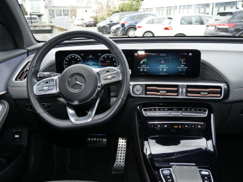Mercedes-Benz EQC 400 4M AMG Distronic Easy-Pack 360° AHK