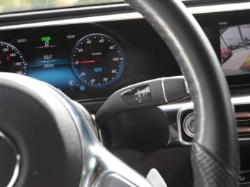 Mercedes-Benz EQC 400 4M AMG MBUX Navi Kamera Advanced Sound