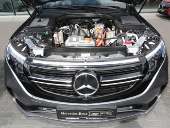Mercedes-Benz EQC 400 4M AMG MBUX Navi Kamera Advanced Sound