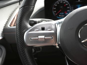 Mercedes-Benz EQC 400 4M AMG MBUX Navi Kamera Advanced Sound
