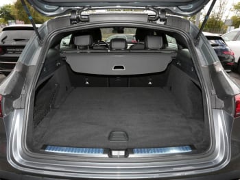 Mercedes-Benz EQC 400 4M AMG MBUX Navi Kamera Advanced Sound
