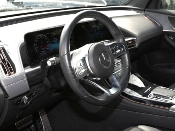 Mercedes-Benz EQC 400 4M AMG MBUX Navi Kamera Advanced Sound