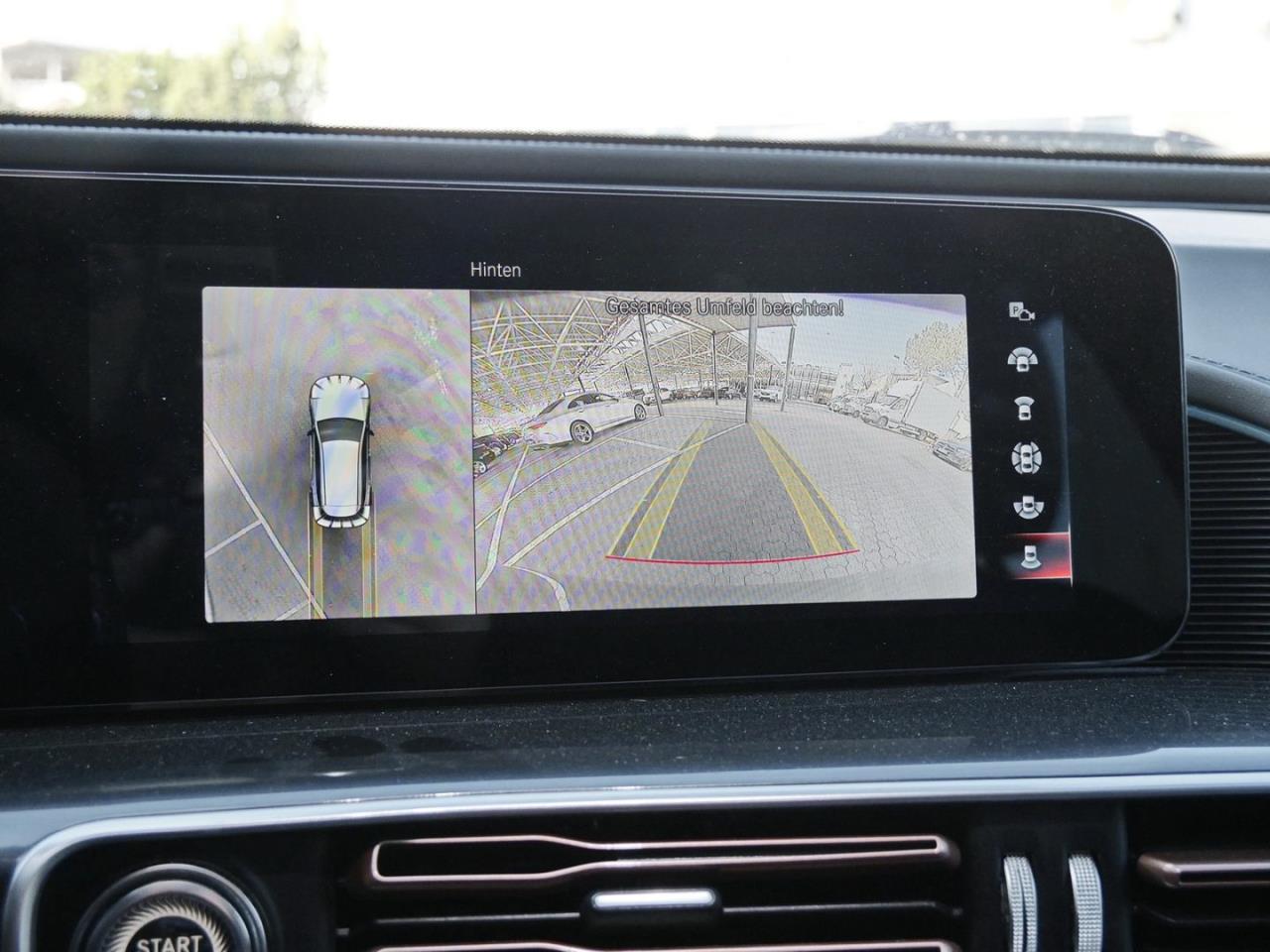 Mercedes-Benz EQC 400 4M AMG Schiebedach Head-Up Distronic 360°