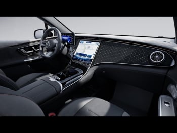 Mercedes-Benz EQE 300 SUV AMG Night Panorama Distronic SHZ-Fond