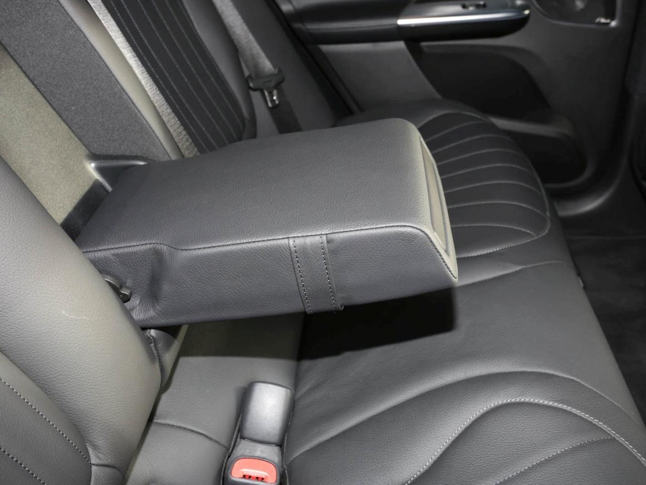 Mercedes-Benz EQE 350 4M SUV AMG Night Panorama Distronic 360°