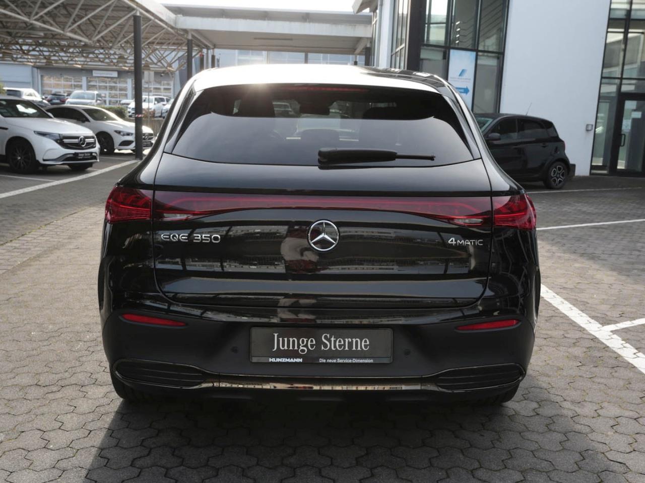 Mercedes-Benz EQE 350 4M SUV AMG Night Panorama Distronic 360°