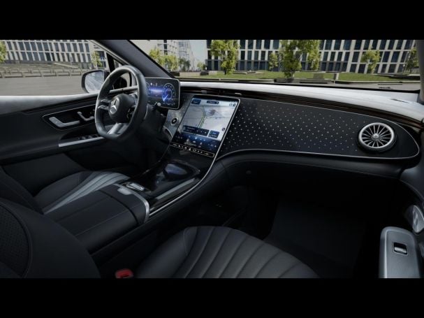 Mercedes-Benz EQE 350 4M SUV AMG Night Panorama Distronic 360°