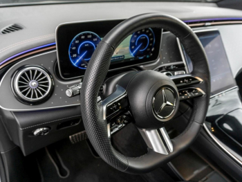Mercedes-Benz EQE 350+ SUV AMG Night Panorama Distronic AHK